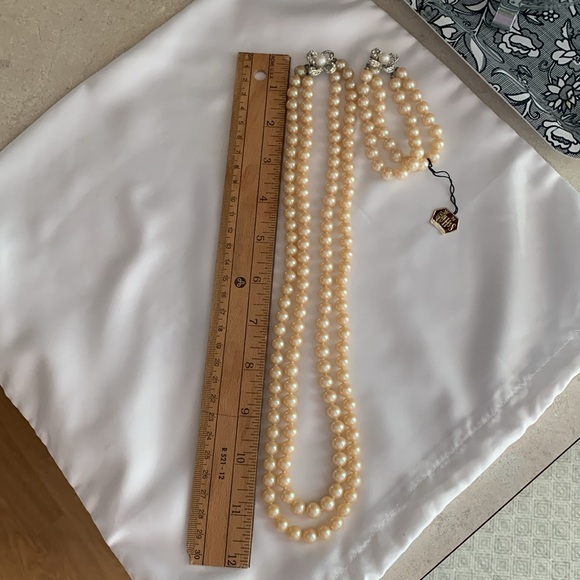 Vintage Duchess Simulated Pearls Necklace and Bracelet Set with tag - Picture 8 of 9